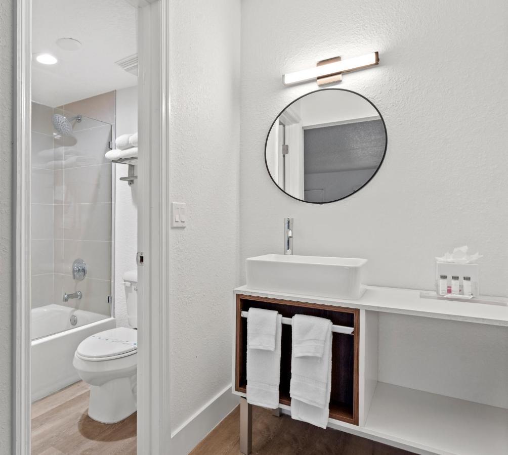 Developer Inn & Suites Airport Jax, A Baymont By Wyndham Jacksonville Exteriör bild