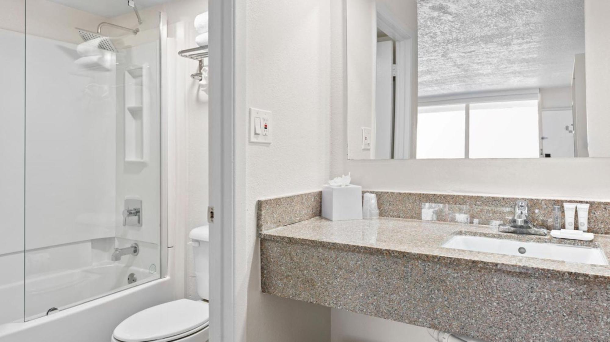 Developer Inn & Suites Airport Jax, A Baymont By Wyndham Jacksonville Exteriör bild